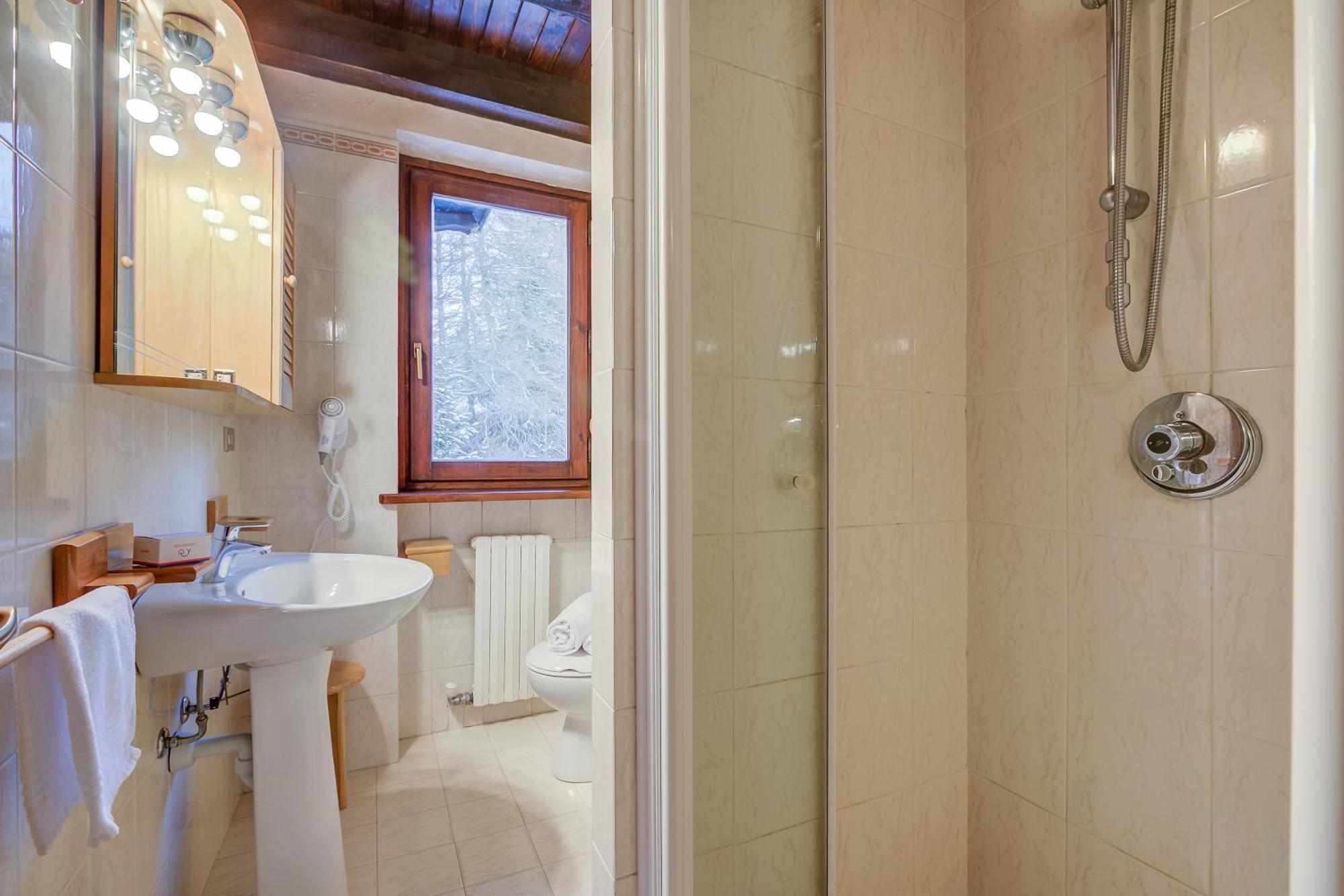 Belvedere Apartments - Happy Rentals Сестриере Экстерьер фото
