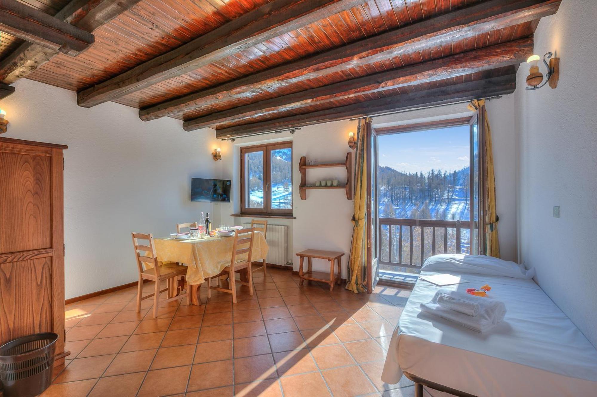 Belvedere Apartments - Happy Rentals Сестриере Экстерьер фото